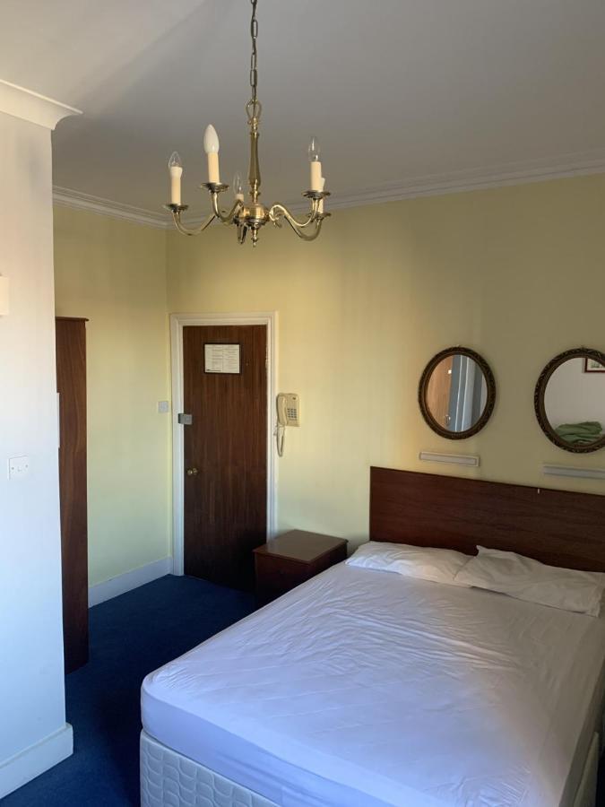 Merlyn Court Hotel London Exterior foto
